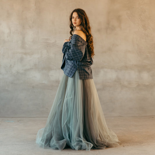 Full-length view of green ombre tulle bridal skirt paired with dark lace top – non-traditional wedding separates for creative brides.