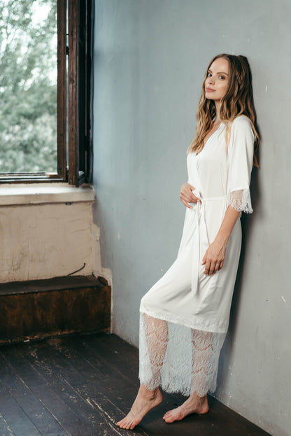 Lace bridal robe in black, long bridesmaid dressing gown
